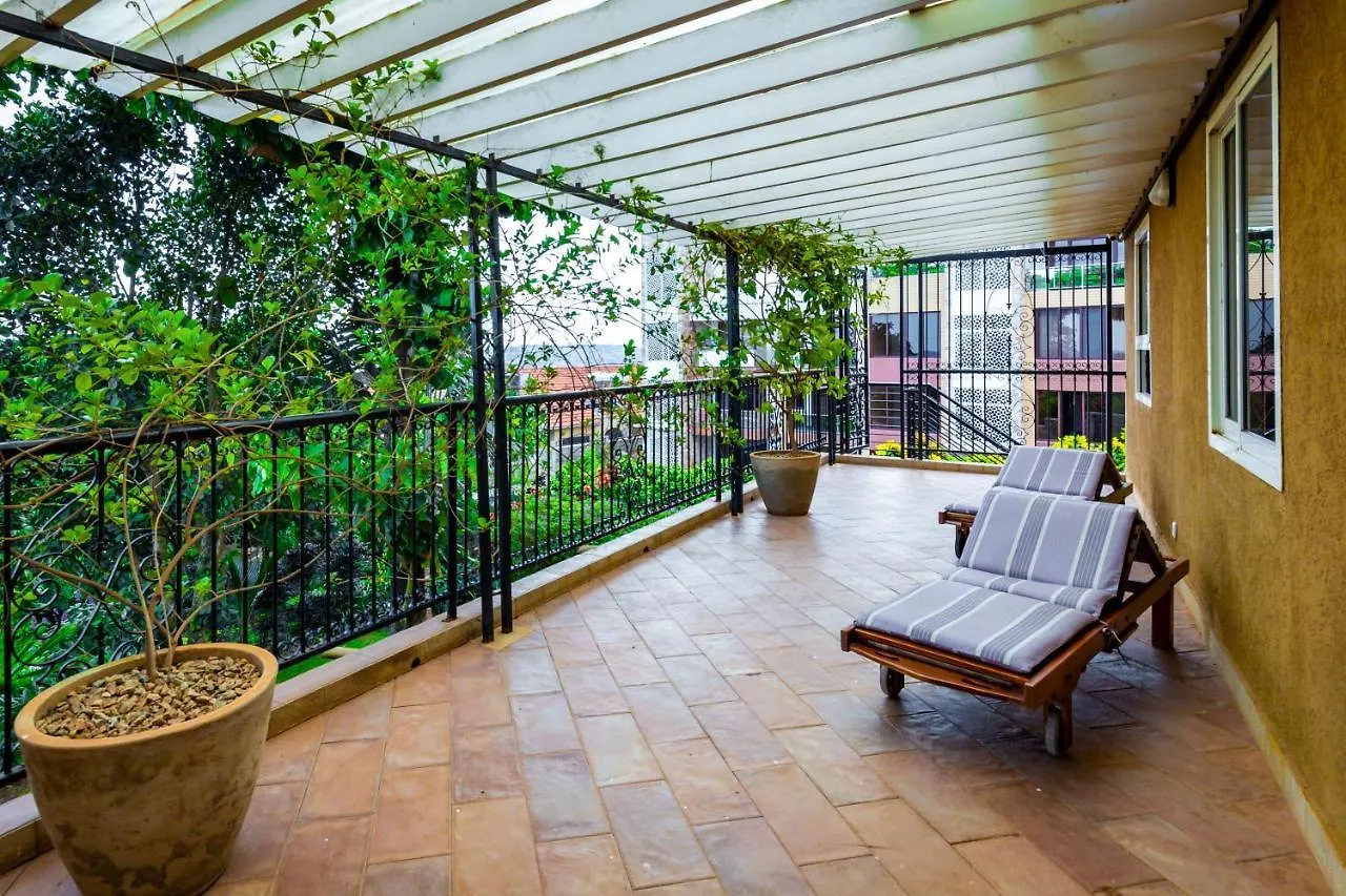 Bed & Breakfast Ewange - A Casa Mia Bed and Breakfast Kampala